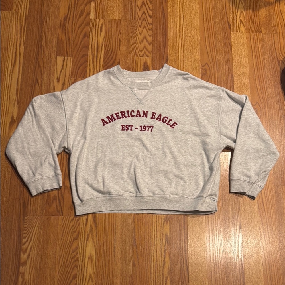 American Eagle Gray Sweatshirt